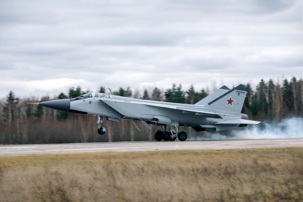 ОАК передала Минобороны самолеты МиГ-31 в рамках ГОЗ